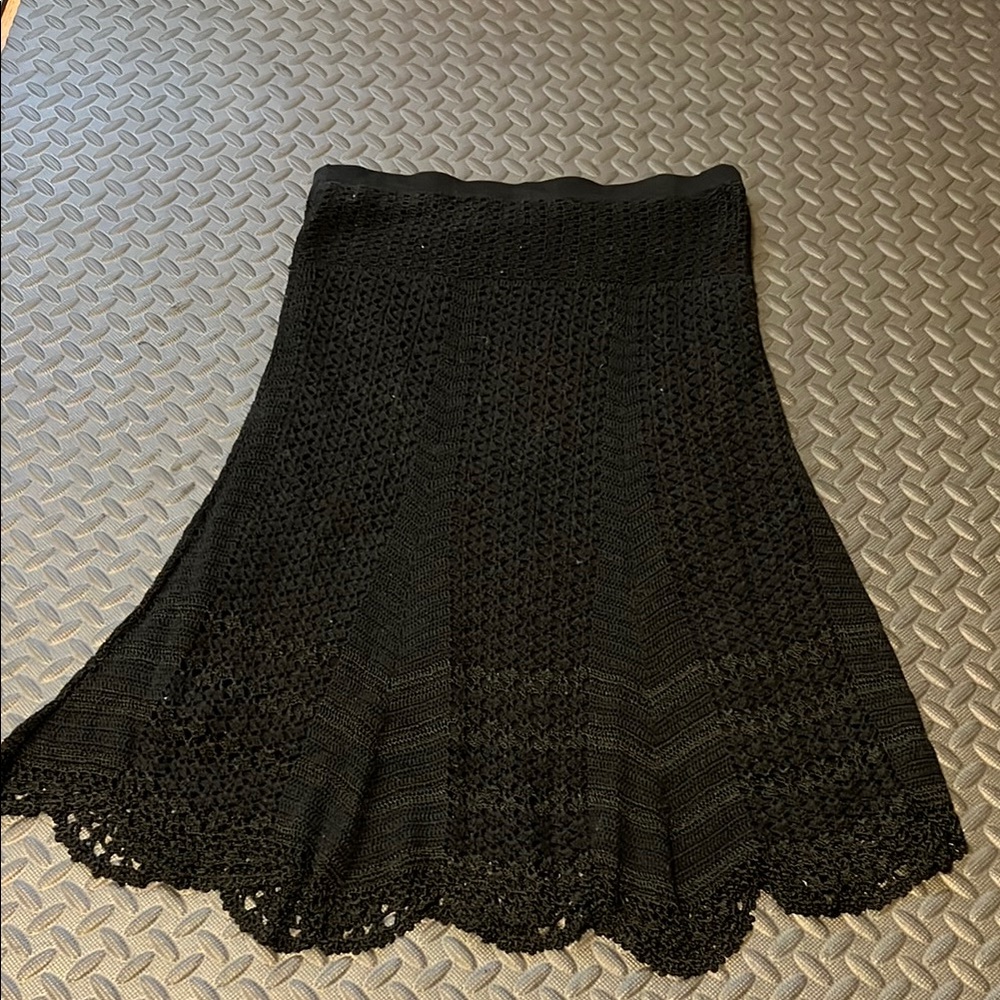 Cynthia Steffe Elegant Black Crochet Skirt size XS
